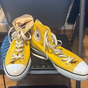 Converse All Star High tops - Like new